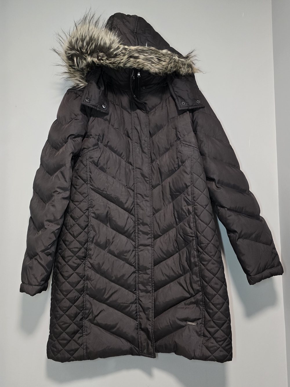 Kenneth Cole Black Quilted Hooded Puffer Coat with Faux Fur Trim